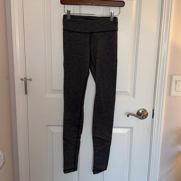 Lululemon Size 4 Pants/Size 2 Leggings Bundle - Picture 3 of 13